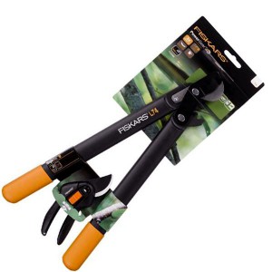 Набор Fiskars средний плоскостной сучкорез с загнутыми лезвиями + секатор